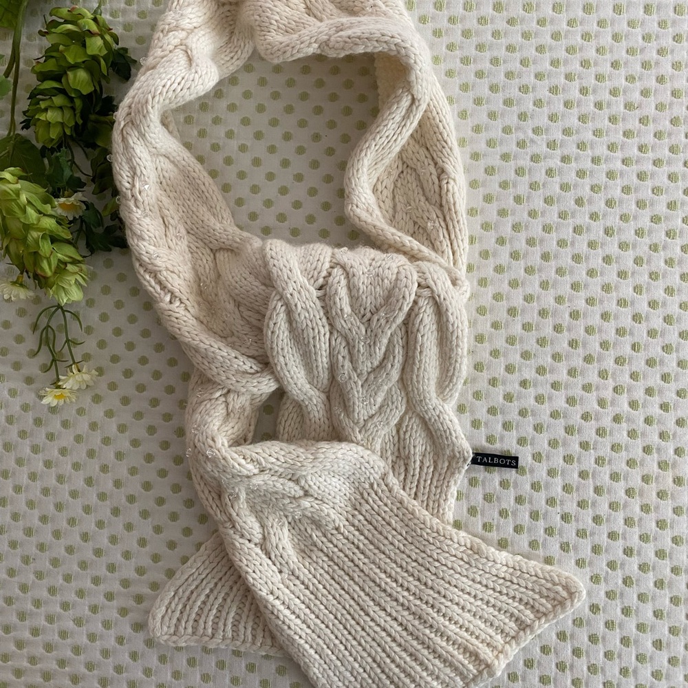 Talbots Cable Knit Angora Rabbit Hair Scarf - Picture 4 of 5